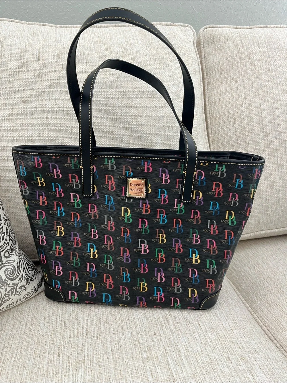 Dooney & Bourke Tote Multicolor DB Print